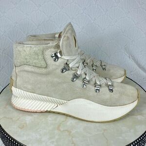 Sorel Out N About III Conquest Waterproof Snow Boots 9.5 Gray Suede Outdoor Shoe